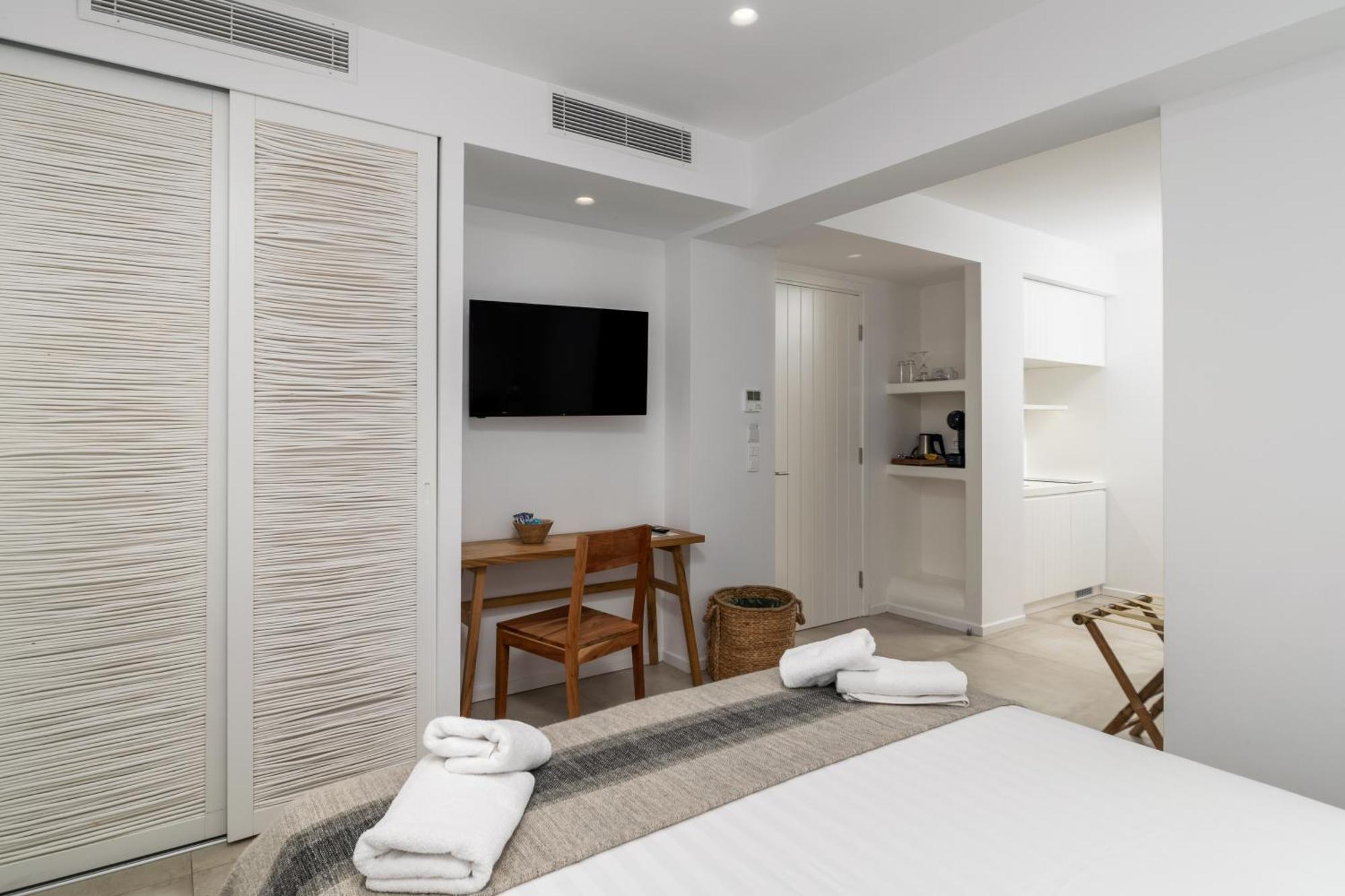 Arco Solium Suites Adamantas  Exterior foto